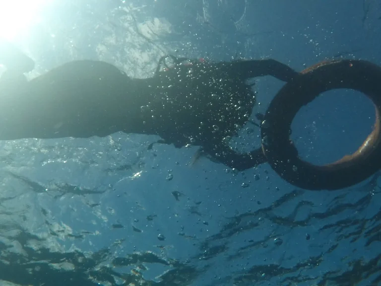 Deficult Snorkeling because They can't swim | so Anoying | she have more complain | so many complain